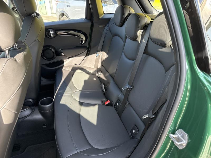 Mini Mini Cooper 136ch Edition Camden BVA7  occasion  Vert-Saint-Denis - photo n12