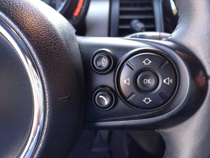 Mini Mini Cooper 136ch  Edition Greenwich BVA7  occasion  Vert-Saint-Denis - photo n19