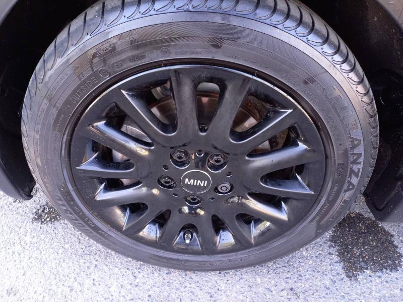 Mini Mini Cooper 136ch  Edition Greenwich BVA7  occasion  Vert-Saint-Denis - photo n9