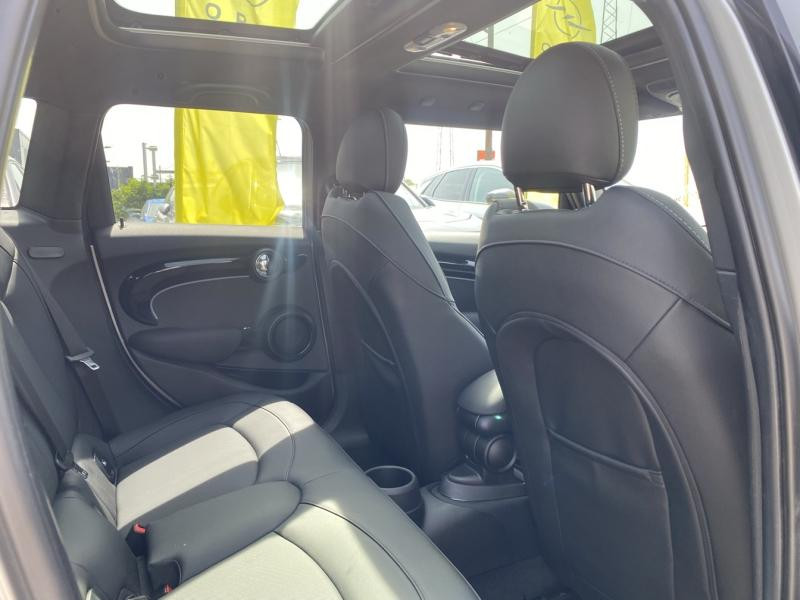 Mini Mini Cooper 136ch  Essential BVA7  occasion  Varennes-sur-Seine - photo n12