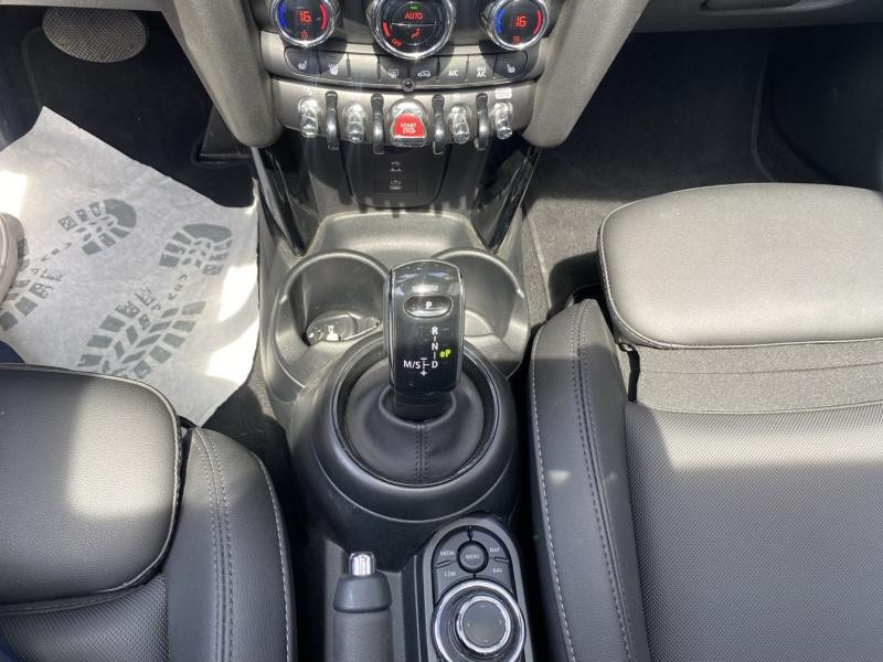 Mini Mini Cooper 136ch  Essential BVA7  occasion  Varennes-sur-Seine - photo n19