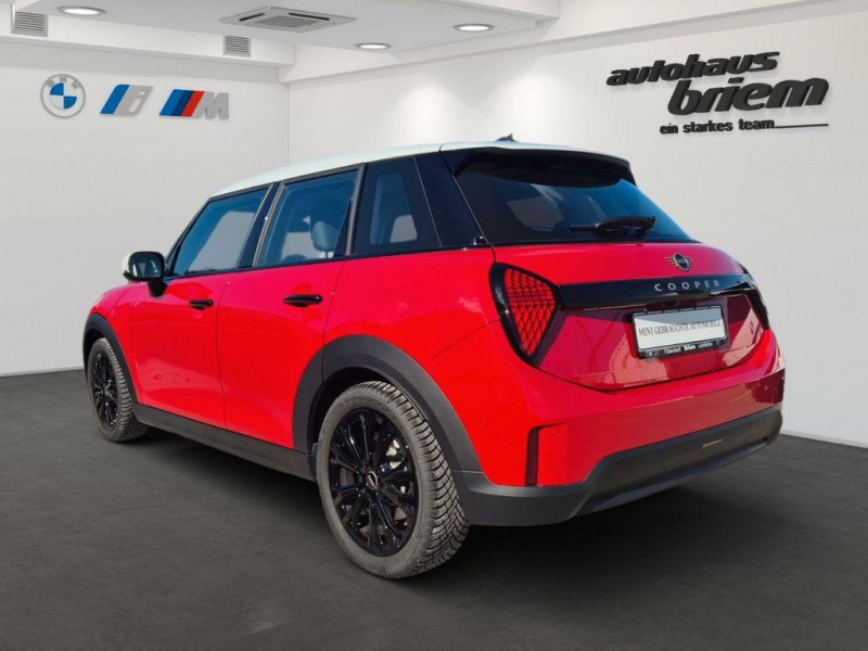 Mini Mini Cooper 156 ch BVA 2024 - photo n°4 Mini Mini Cooper 156 ch BVA  occasion à L'Union - photo n°4