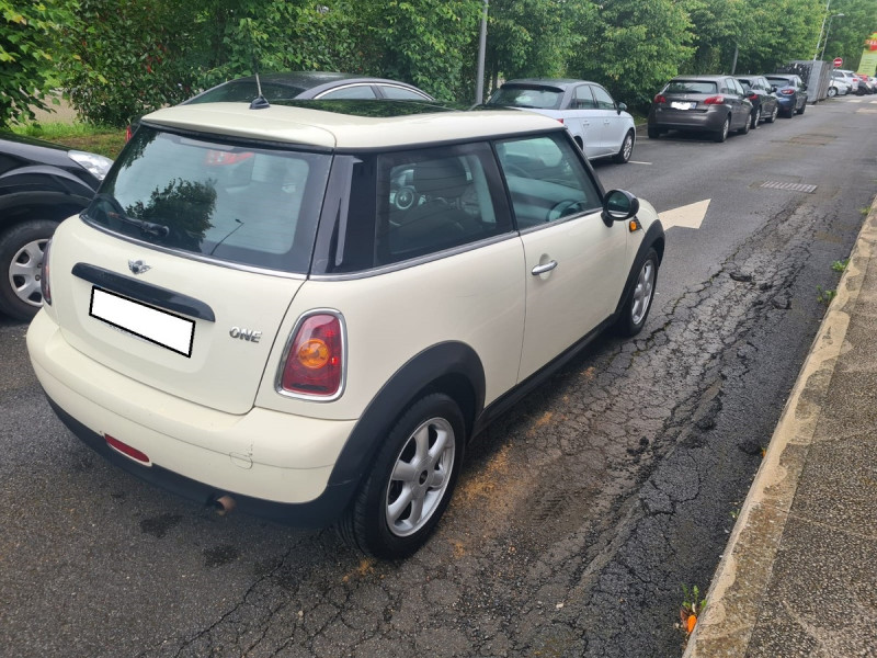 Mini Mini COOPER ONE 1.4 95 CV CRIT 2  occasion à Coignires - photo n°3
