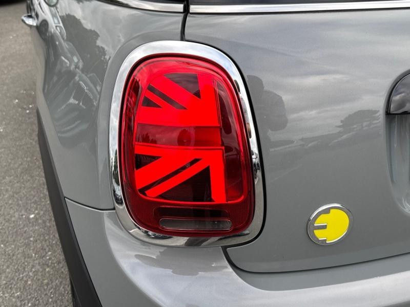 Mini Mini Cooper SE 184ch Edition Camden BVA 5CV  occasion  Le Mans - photo n4