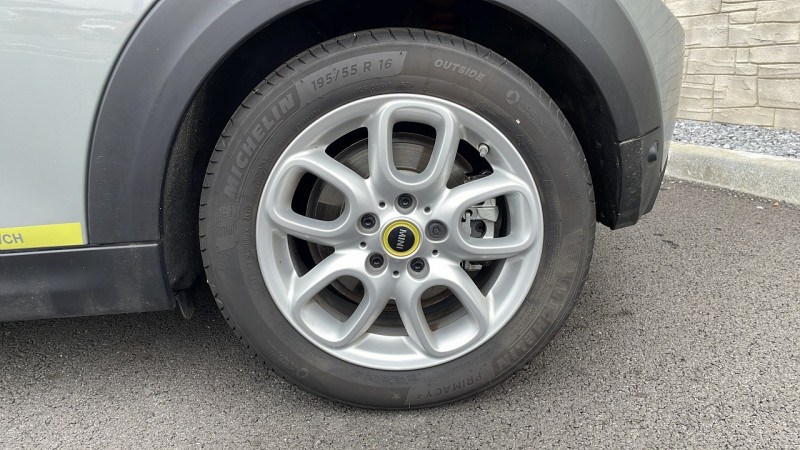 Mini Mini COOPER SE 184CH EDITION GREENWICH BVA  occasion � Lab�ge - photo n�12