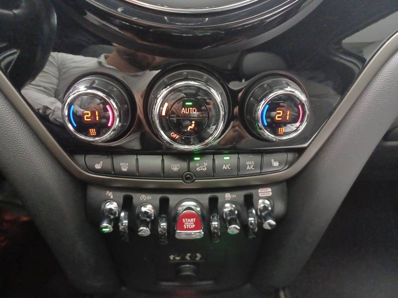 Mini Mini Countryman 102 ch BVA6 One Red Hot Chili  occasion  Lormont - photo n11