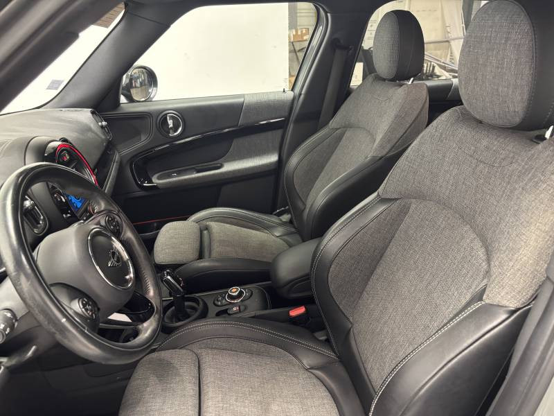 Mini Mini Countryman 102 ch BVA7 One Oakwood  occasion � B�ziers - photo n�5