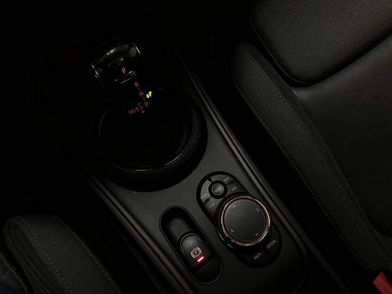 Mini Mini Countryman 102 ch BVA7 One Oakwood  occasion  Brive-la-Gaillarde - photo n6