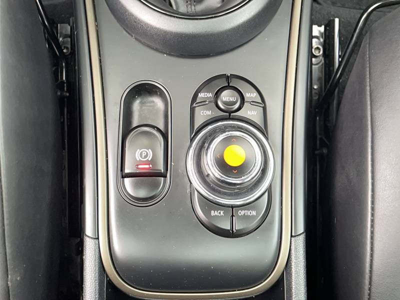 Mini Mini Countryman 102 ch BVA7 One Oakwood  occasion  Auch - photo n19