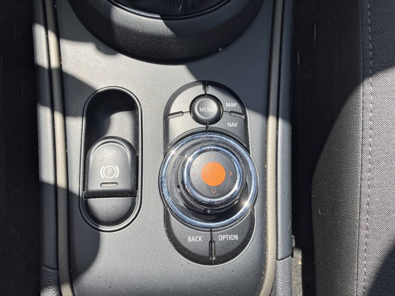 Mini Mini Countryman 116 ch BVA7 One D Oakwood 5p  occasion  Bo - photo n15
