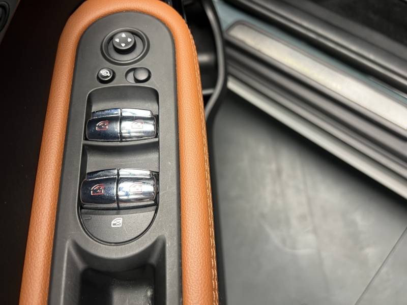 Mini Mini Countryman 125 - 95 ch ALL4 BVA6 Cooper SE Edition Northwood  occasion  Lormont - photo n12