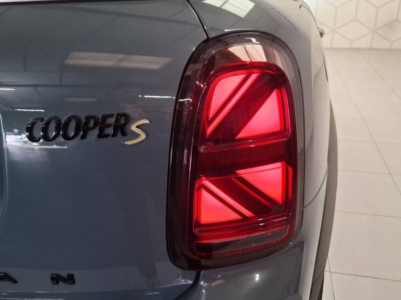 Mini Mini Countryman 125 - 95 ch ALL4 BVA6 Cooper SE Edition Premium P  occasion  Carcassonne - photo n16