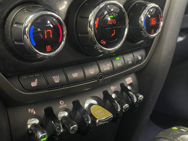 Mini Mini Countryman 125 - 95 ch ALL4 BVA6 Cooper SE Edition Premium P  occasion  Bziers - photo n19
