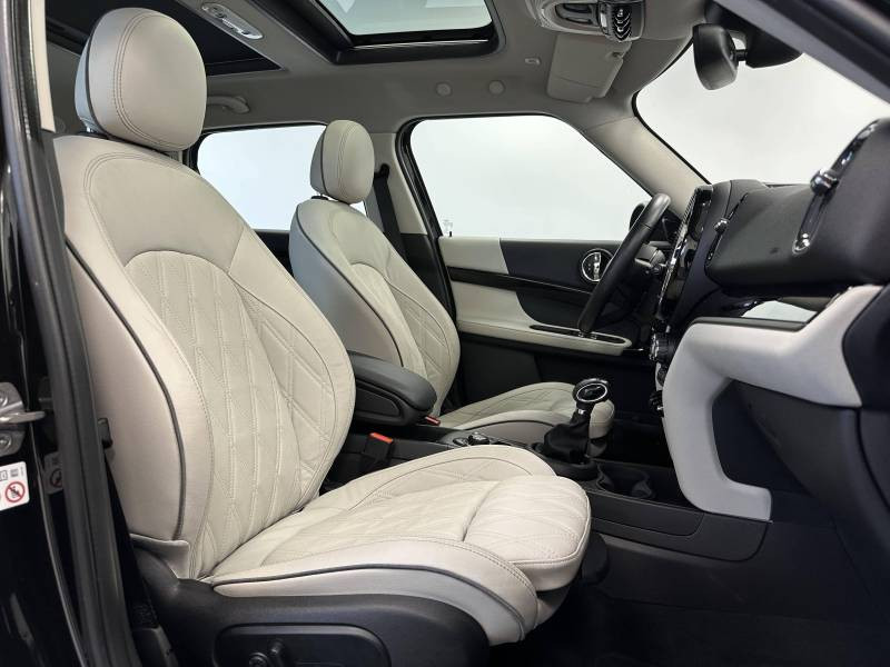 Mini Mini Countryman 125 - 95 ch ALL4 BVA6 Cooper SE Edition Premium P  occasion � Limoges - photo n�9