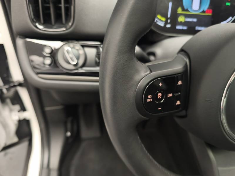 Mini Mini Countryman 125 - 95 ch ALL4 BVA6 Cooper SE Edition Premium P  occasion  Lormont - photo n13