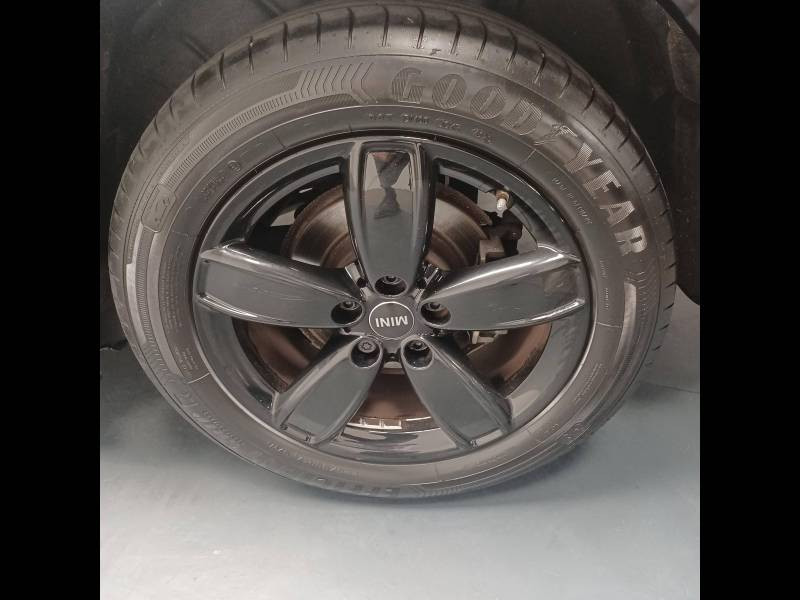 Mini Mini Countryman 125 - 95 ch ALL4 BVA6 Cooper SE Edition Premium P  occasion  Lormont - photo n14