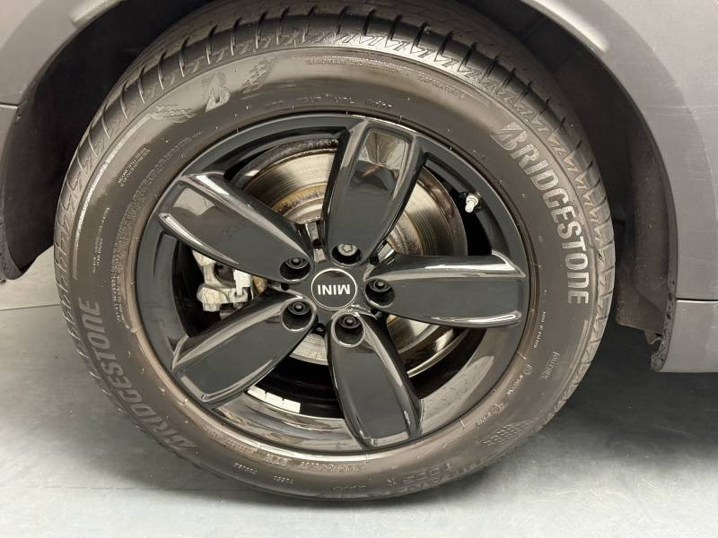 Mini Mini Countryman 125 - 95 ch ALL4 BVA6 Cooper SE Edition Premium P  occasion � Lormont - photo n�11