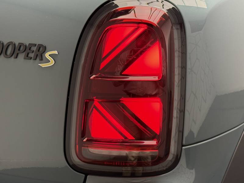 Mini Mini Countryman 125 - 95 ch ALL4 BVA6 Cooper SE Edition Premium P  occasion � Lormont - photo n�18