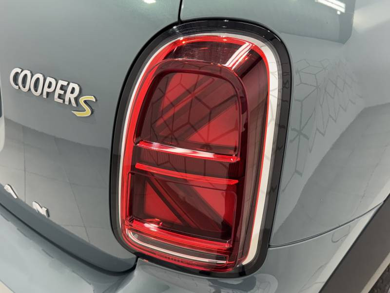 Mini Mini Countryman 125 - 95 ch ALL4 BVA6 Cooper SE Edition Premium P  occasion  Tarbes - photo n17