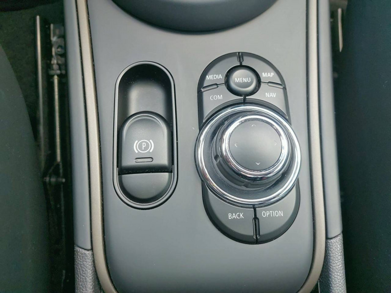 Mini Mini Countryman 125 - 95 ch ALL4 BVA6 Cooper SE Edition Premium P  occasion  Bo - photo n15