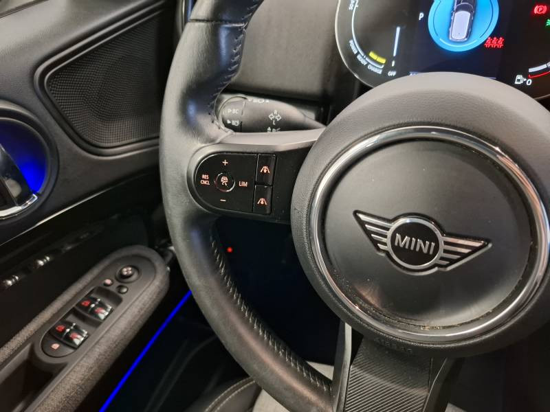 Mini Mini Countryman 125 - 95 ch ALL4 BVA6 Cooper SE Edition Premium  occasion  Bziers - photo n16