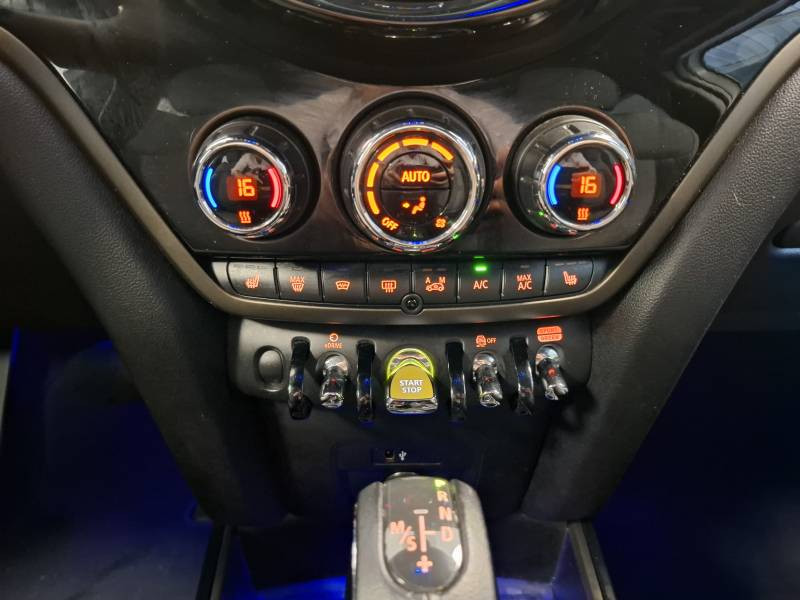 Mini Mini Countryman 125 - 95 ch ALL4 BVA6 Cooper SE Edition Premium  occasion  Bziers - photo n19