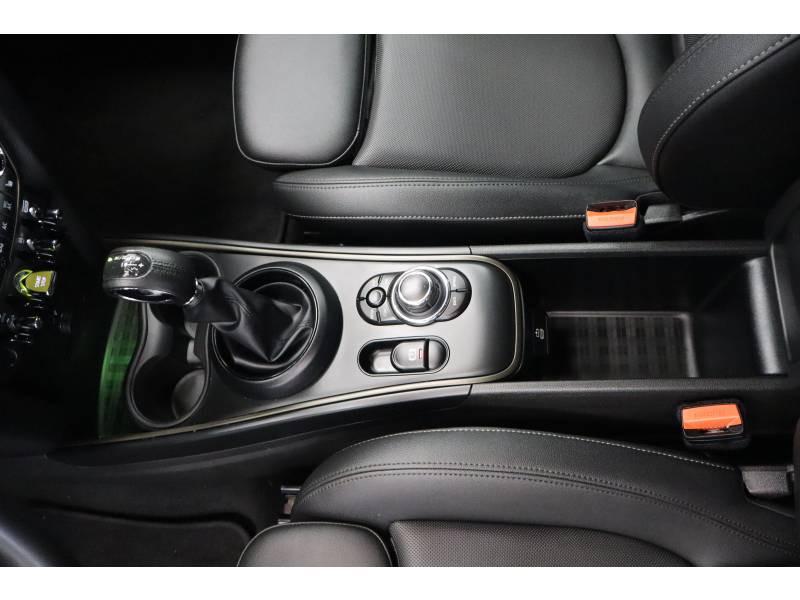 Mini Mini Countryman 125 - 95 ch ALL4 BVA6 Cooper SE Edition Premium  occasion � Lescar - photo n�19