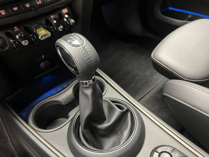 Mini Mini Countryman 125 - 95 ch ALL4 BVA6 Cooper SE Edition Premium  occasion  Lormont - photo n9