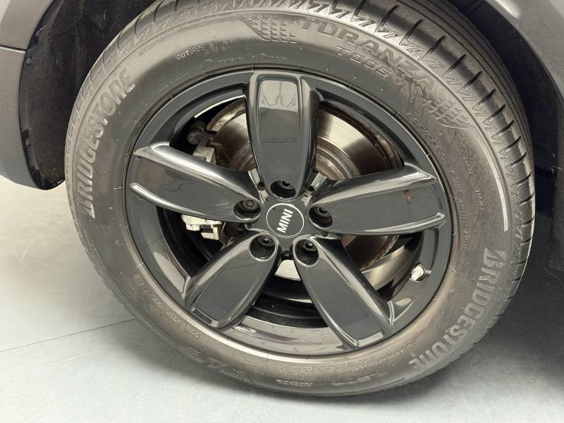 Mini Mini Countryman 125 - 95 ch ALL4 BVA6 Cooper SE Edition Premium  occasion � Lormont - photo n�11