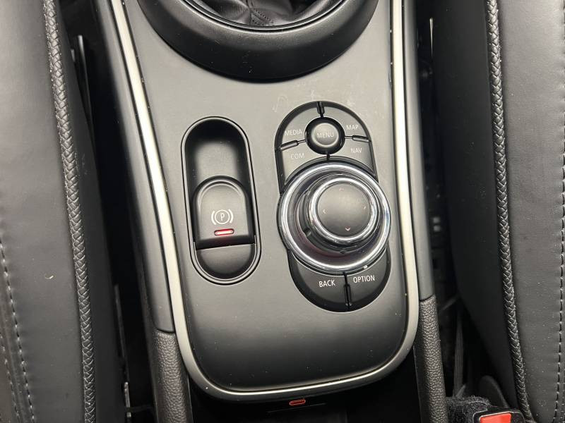 Mini Mini Countryman 125 - 95 ch ALL4 BVA6 Cooper SE John Works  occasion  Lormont - photo n6