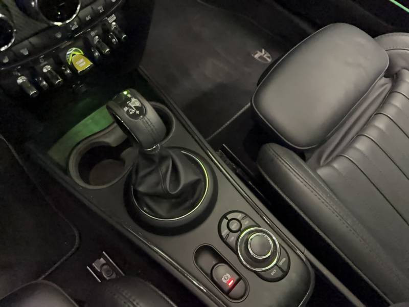 Mini Mini Countryman 125 - 95 ch ALL4 BVA6 Cooper SE Yours  occasion  Brive-la-Gaillarde - photo n6