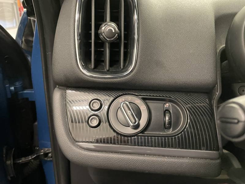Mini Mini Countryman 136 - 88 ch ALL4 BVA6 Cooper SE Exquisite  occasion  Brive-la-Gaillarde - photo n11