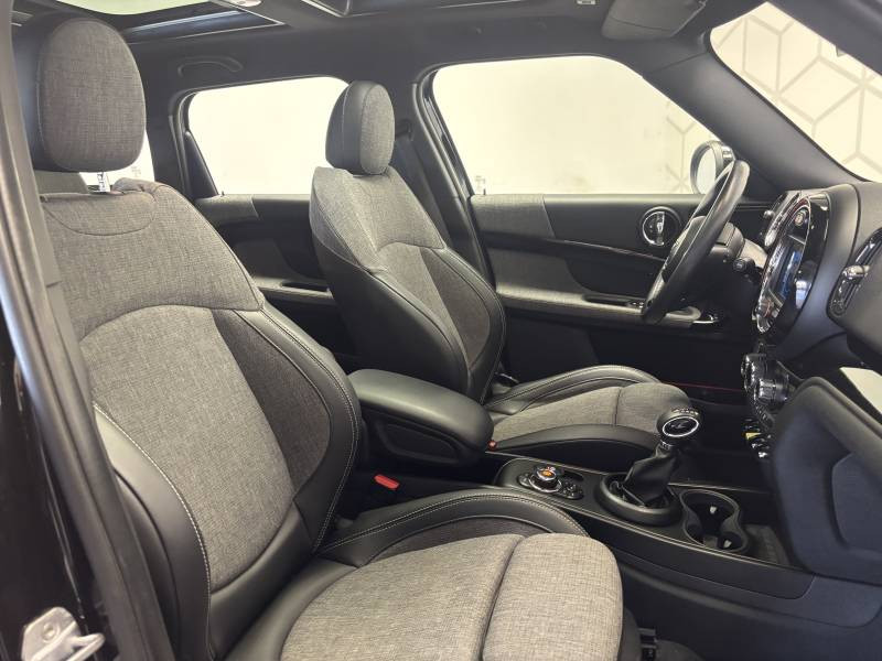 Mini Mini Countryman 136 - 88 ch ALL4 BVA6 Cooper SE Longstone 2019 - photo n°17 Mini Mini Countryman 136 - 88 ch ALL4 BVA6 Cooper SE Longstone  occasion à Béziers - photo n°17