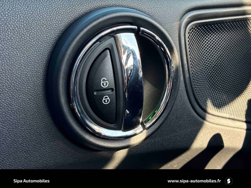 Mini Mini Countryman 136 ch BVA6 Cooper Exquisite 5p 2017 - photo n°20 Mini Mini Countryman 136 ch BVA6 Cooper Exquisite 5p  occasion à Mérignac - photo n°20