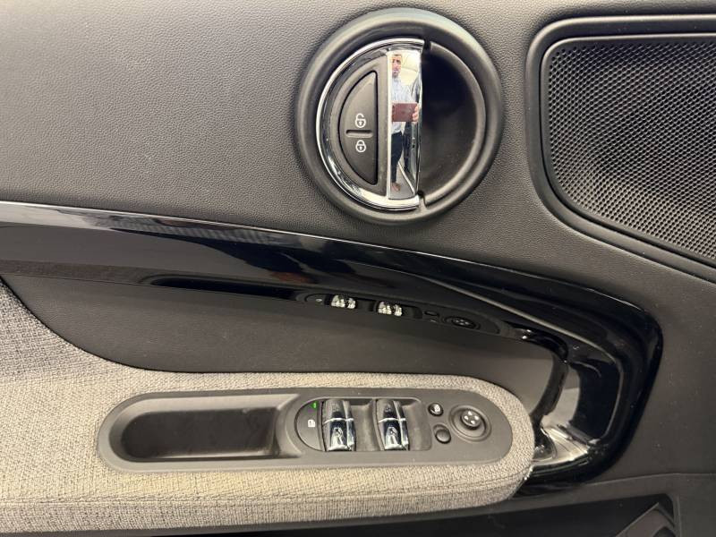 Mini Mini Countryman 136 ch BVA7 Cooper Edition Northwood  occasion � Brive-la-Gaillarde - photo n�9