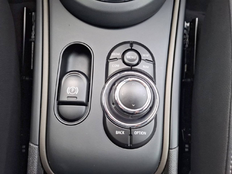 Mini Mini Countryman 136 ch BVA7 Cooper Edition Premium Plus 5p  occasion  Bo - photo n15