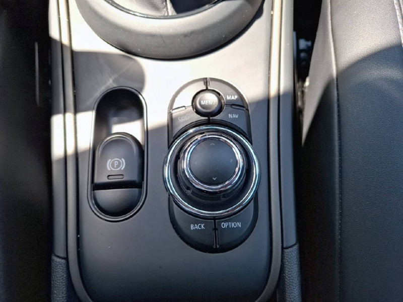 Mini Mini Countryman 136 ch BVA7 Cooper Edition Premium Plus 5p  occasion  Bo - photo n15
