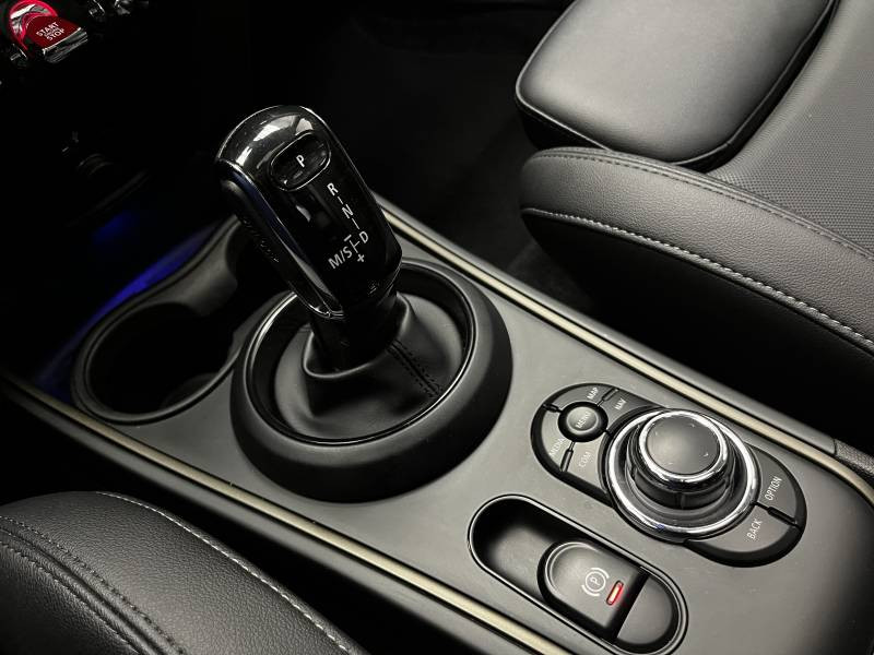 Mini Mini Countryman 136 ch BVA7 Cooper Edition Premium Plus  occasion  Carcassonne - photo n6