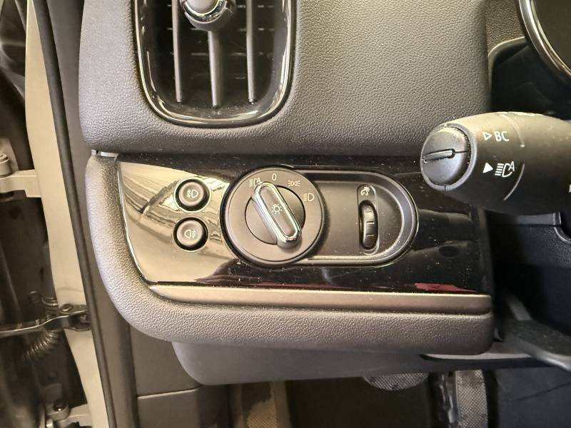 Mini Mini Countryman 136 ch BVA7 Cooper Edition Premium Plus  occasion � Brive-la-Gaillarde - photo n�11