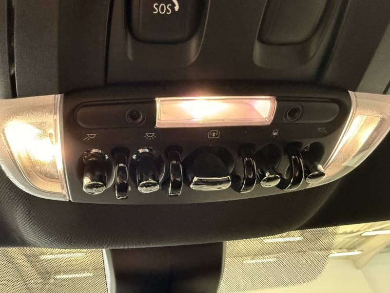 Mini Mini Countryman 136 ch BVA7 Cooper Edition Premium Plus  occasion  Brive-la-Gaillarde - photo n16