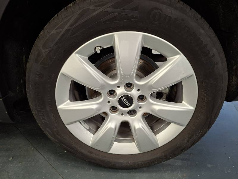 Mini Mini Countryman 136 ch BVA7 Cooper Edition Premium  occasion � Limoges - photo n�8