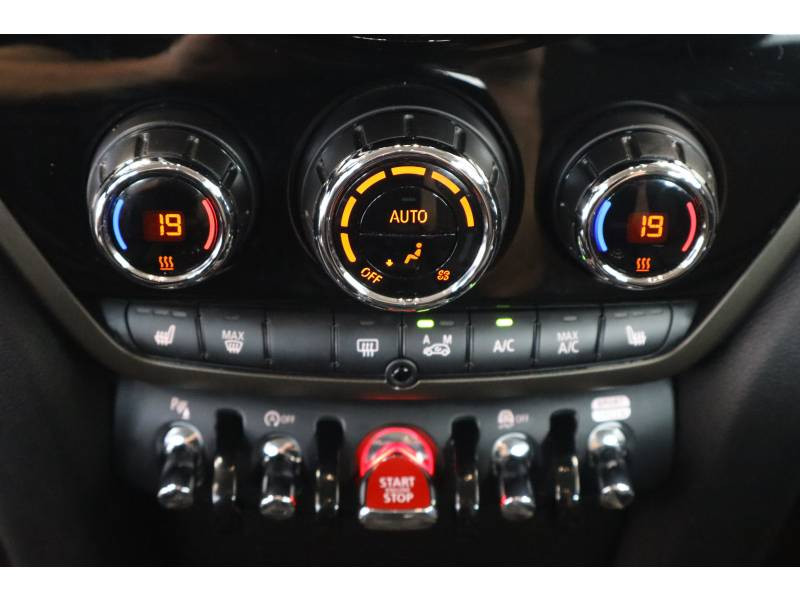 Mini Mini Countryman 136 ch BVA7 Cooper Essential  occasion � Lescar - photo n�12