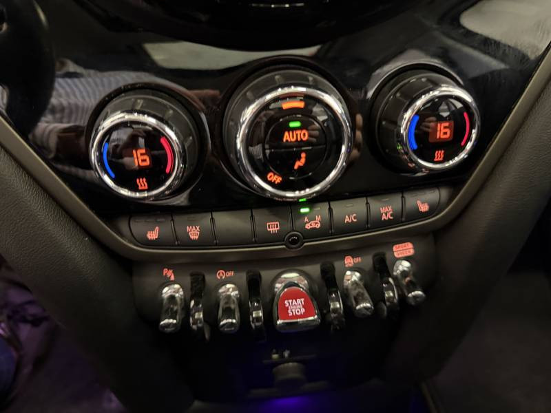 Mini Mini Countryman 136 ch BVA7 Cooper Essential  occasion � Brive-la-Gaillarde - photo n�19