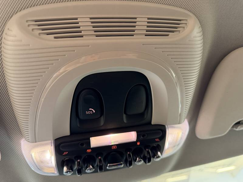 Mini Mini Countryman 136 ch BVA7 Cooper Essential  occasion � Brive-la-Gaillarde - photo n�20