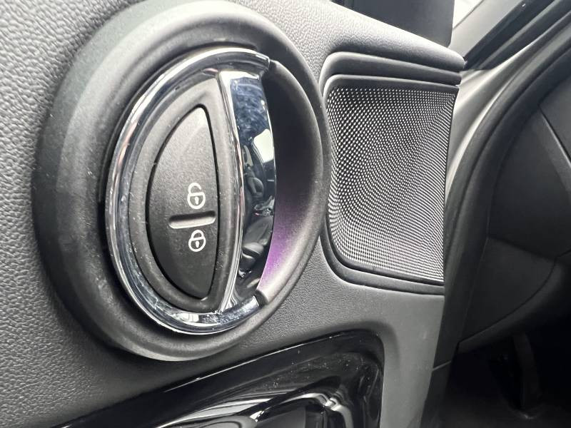 Mini Mini Countryman 136 ch BVA7 Cooper Essential  occasion � Lormont - photo n�20