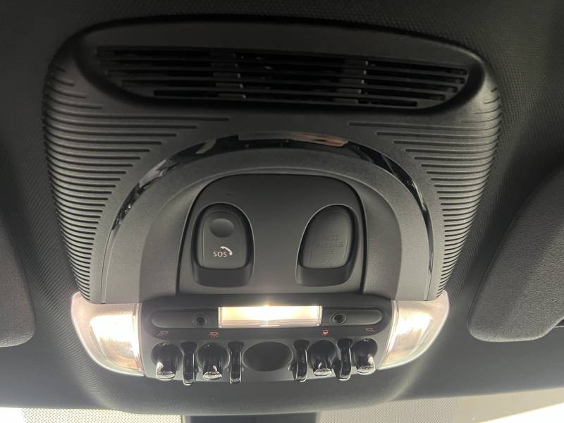 Mini Mini Countryman 136 ch BVA7 Cooper Essential  occasion � Lormont - photo n�5