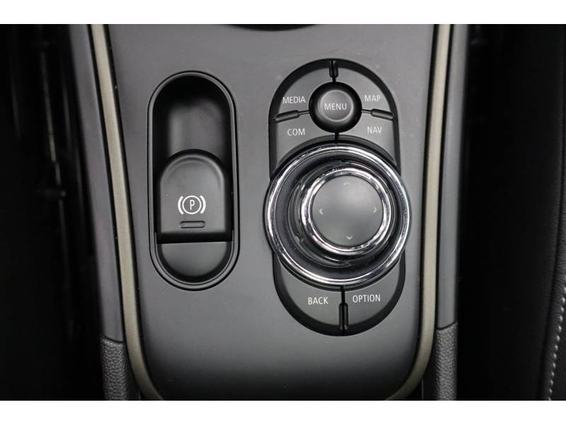 Mini Mini Countryman 136 ch BVA7 Cooper  occasion � Lescar - photo n�9