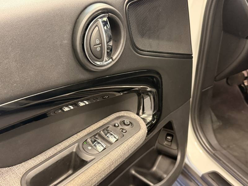 Mini Mini Countryman 150 ch BVA8 Cooper D Edition Northwood  occasion � Brive-la-Gaillarde - photo n�10