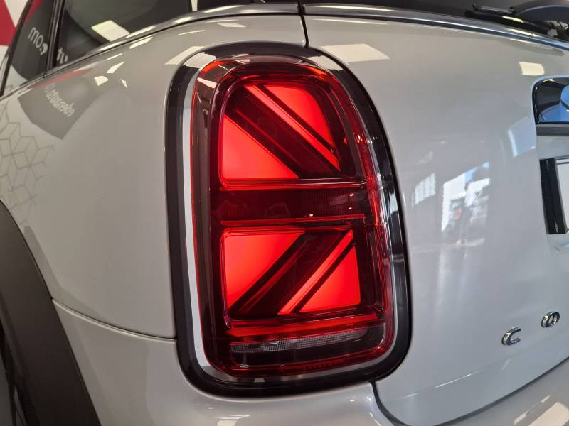 Mini Mini Countryman 150 ch Cooper D Essential  occasion  Limoges - photo n16