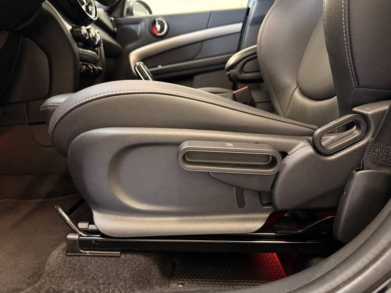 Mini Mini Countryman 178 ch ALL4 BVA8 Cooper S Essential  occasion  Brive-la-Gaillarde - photo n12
